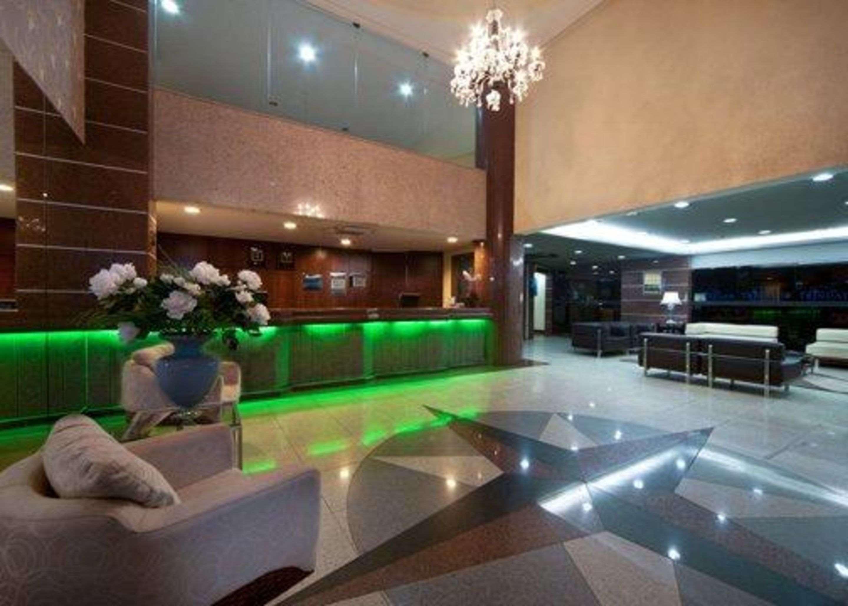 Quality Suites Vila Velha Вила-Велья Экстерьер фото