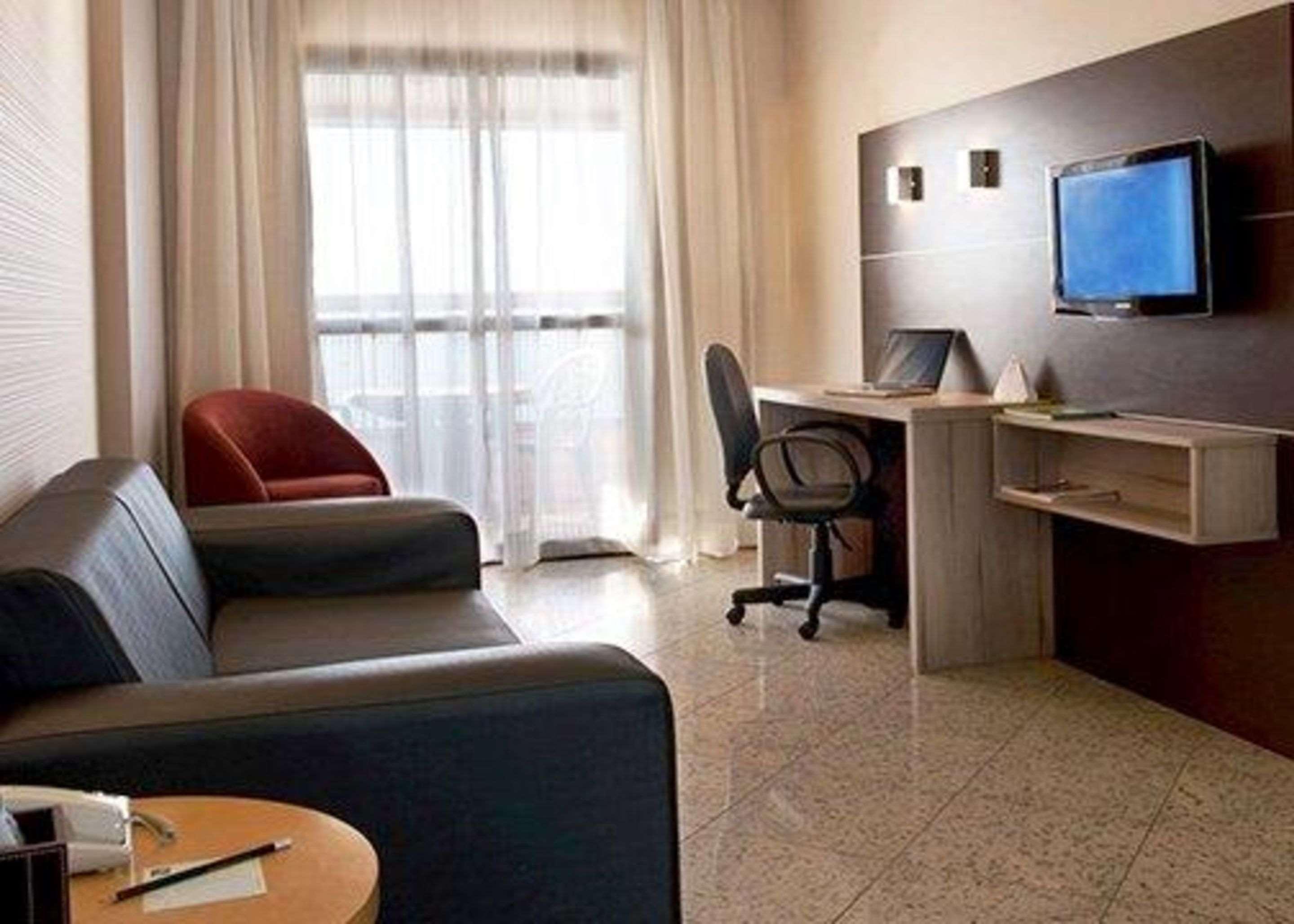Quality Suites Vila Velha Вила-Велья Экстерьер фото