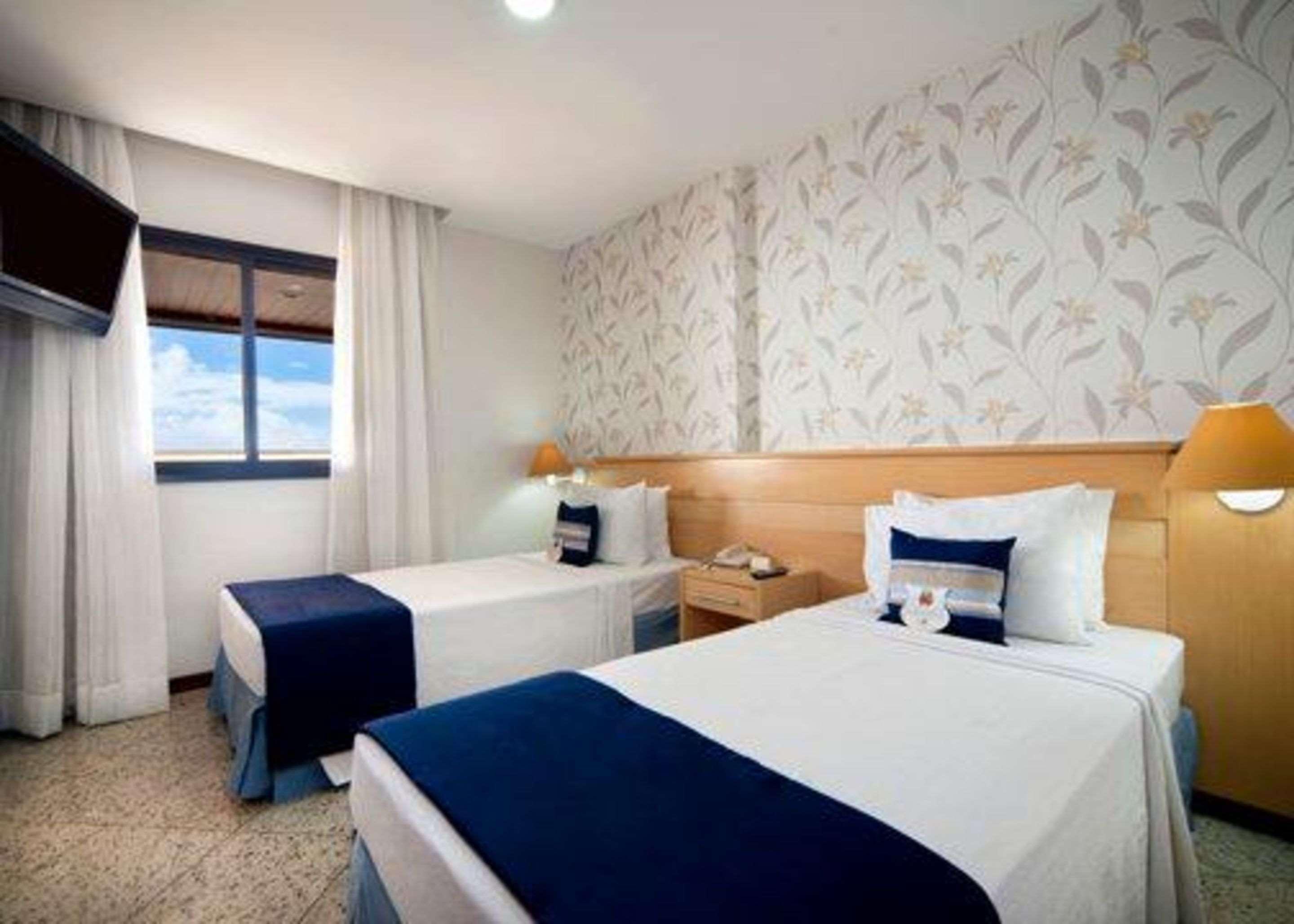 Quality Suites Vila Velha Вила-Велья Экстерьер фото